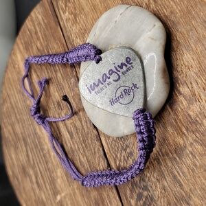 B2221‎ imagine hard rock Cafe John Lennon bracelet